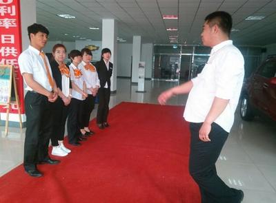 全民讨论:4S店业务员(销售顾问)真的很懂车吗?