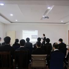 永奥奥迪团队紧张培训，营销顾问全力冲刺迎接新挑战